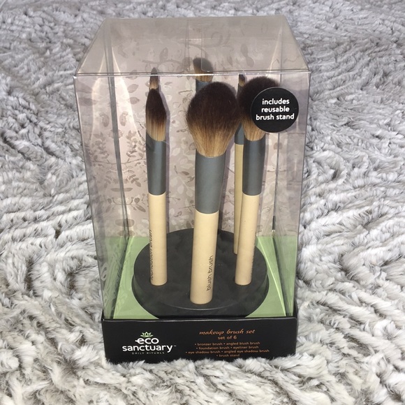 •Makeup Brush Set• - Picture 1 of 4